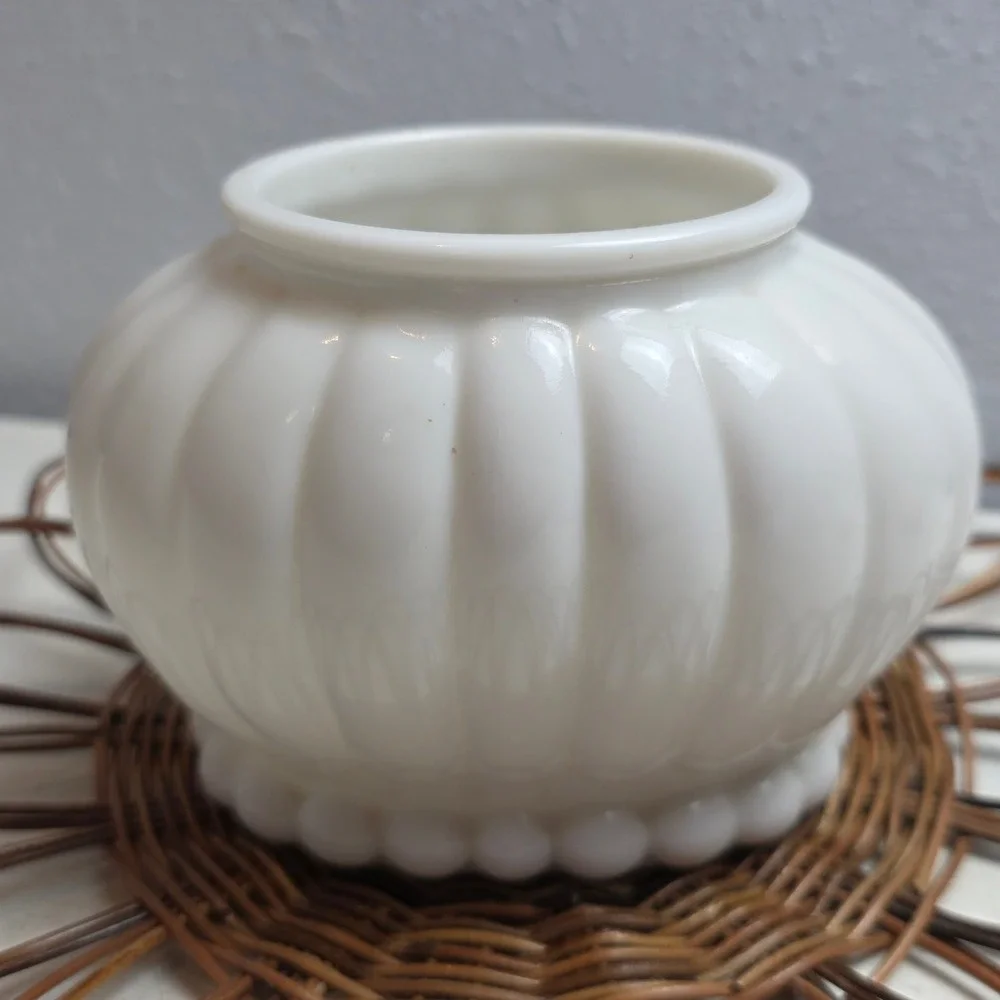 N/A vintage milk